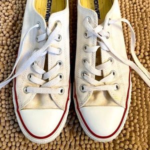 Converse Chuck Taylor classic white sneakers
